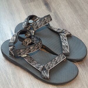 Teva Black & Gray Strapped Sandals - Size 13
